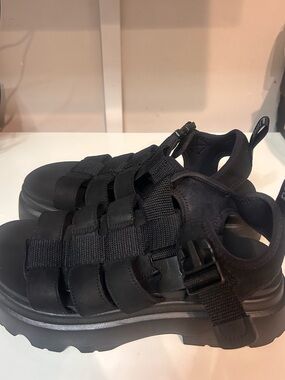 UGG Cora Fisherman Platform Sandals Black Women’s Size 9